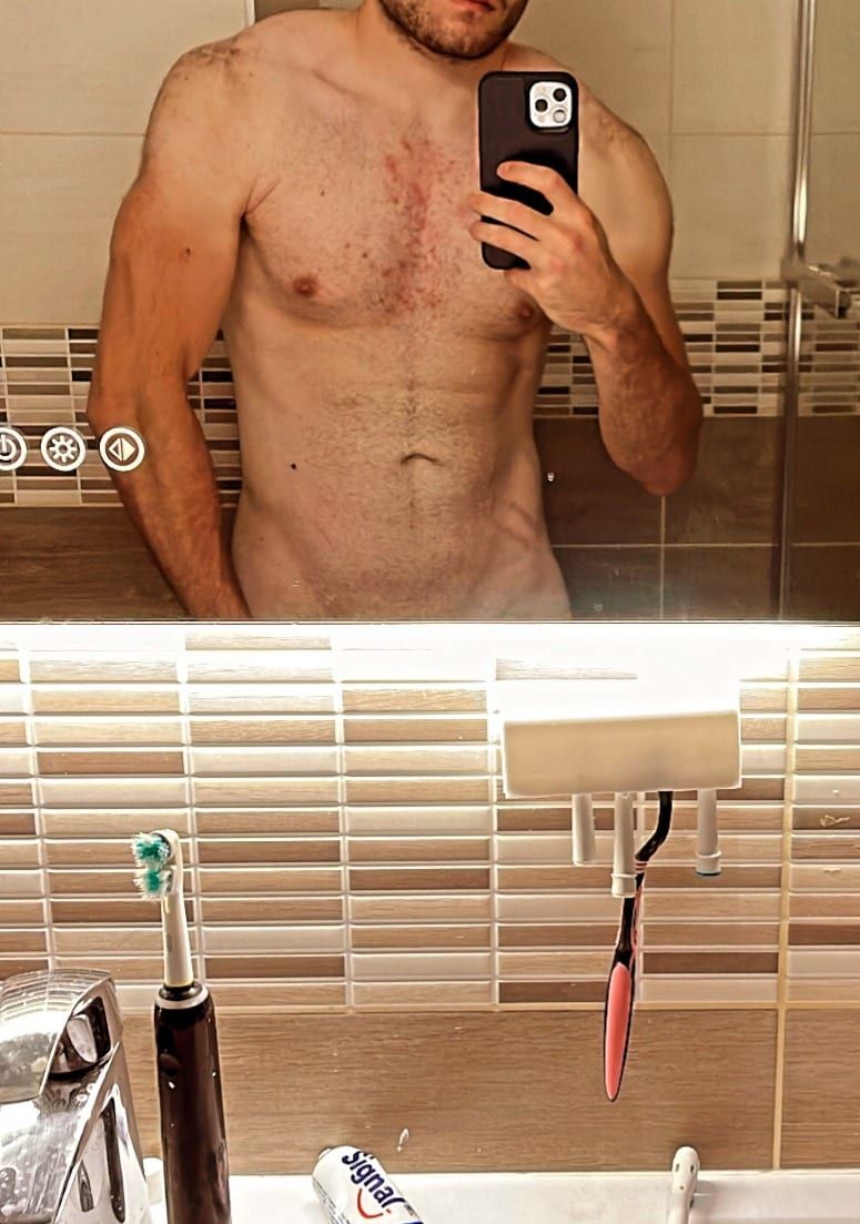 Profil de Adryan, 28 ans, Rencontre gay à Villaraboud (Fribourg)