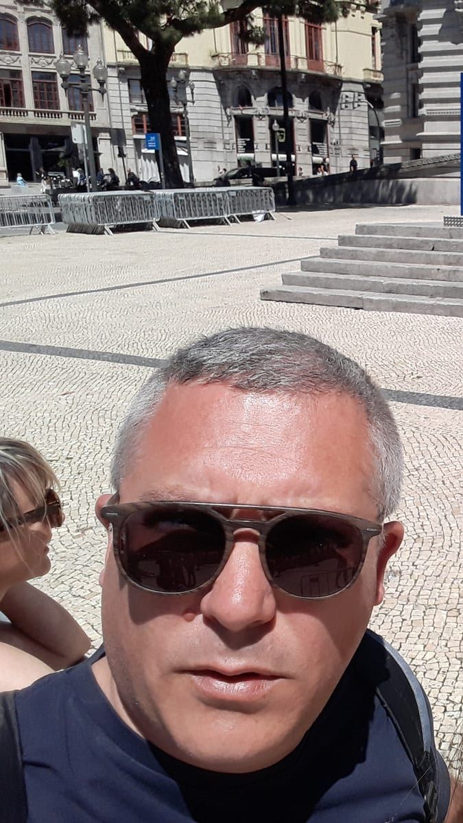 Profil de Sofyen, 26 ans, Rencontre gay à Pfäffikon SZ (Schwytz)
