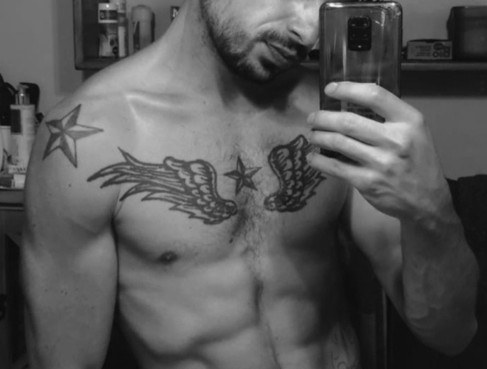 Profil de Ronnie, 22 ans, Rencontre gay à Urnerboden (Uri)